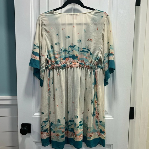 Fleurette 100% Silk Tunic. Size Medium. - Picture 6 of 10